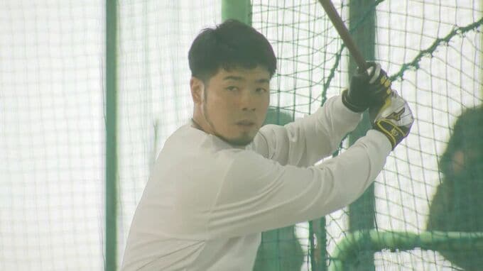 【ソフトバンク】近藤健介　鹿児島・徳之島で始動　独自トレで汗「全試合＆打率３割＆出塁率４割」　|　福岡のニュース｜RKB NEWS｜RKB毎日放送