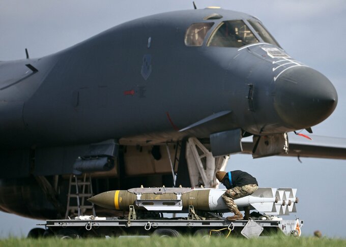 トランプ氏、キューバに取り組む前にイランとの戦争を終わらせたい