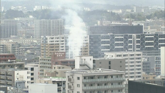 【速報】「4階から煙が出ている」仙台駅近くのマンションで火災か　仙台・宮城野区　|TBS NEWS DIG