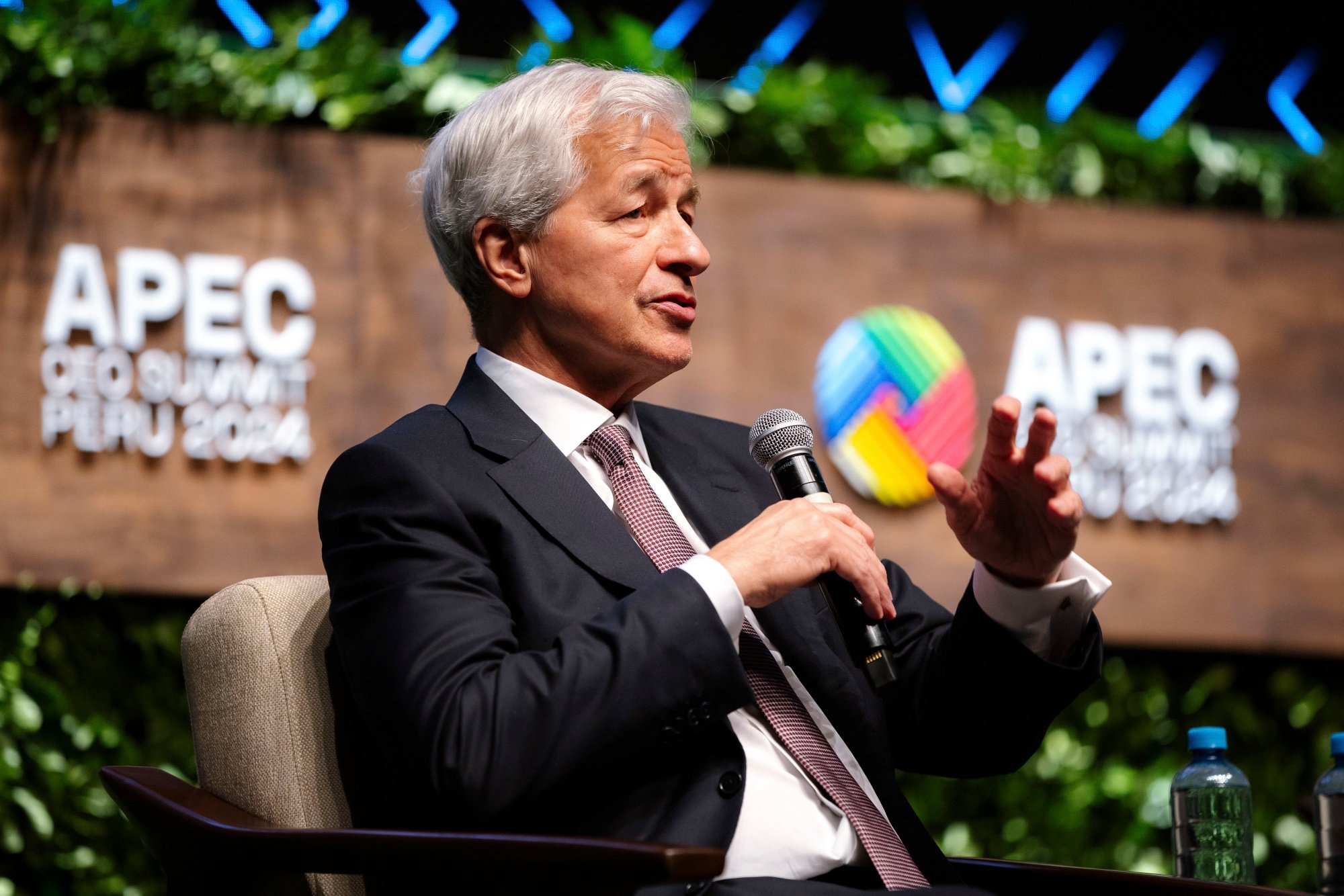 ダイモン氏、トランプ次期政権下でＭ＆Ａ活発化－関税で交渉促進 | TBS CROSS DIG with Bloomberg