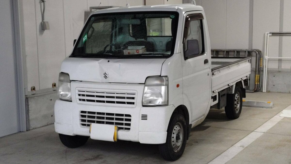 横断歩道の女性が軽トラックにはねられ意識不明の重体　運転の74歳男を現行犯逮捕　大分