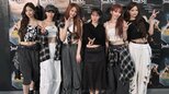【 吉岡里帆 】LE SSERAFIM のライブに参加「咲ちゃんに声援」　合わせて6人ポーズにフォロワー “加入しても里帆ちゃんイケる” |TBS NEWS DIG
