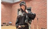【工藤静香】　「中島みゆきカバーアルバムのすべての歌の収録が終わりました！」　全身ブラックコーデ　手には「ルイ・ヴィトン」のバッグ|TBS NEWS DIG
