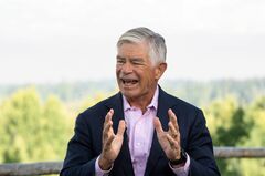 フィラデルフィア連銀総裁、金利据え置きを支持－政策なお景気抑制的| TBS CROSS DIG with Bloomberg