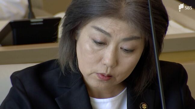 田久保真紀市長に対する不信任決議案、全会一致で可決 市長の議会解散か辞職・失職の判断焦点に=静岡・伊東市議会【速報】|TBS NEWS DIG