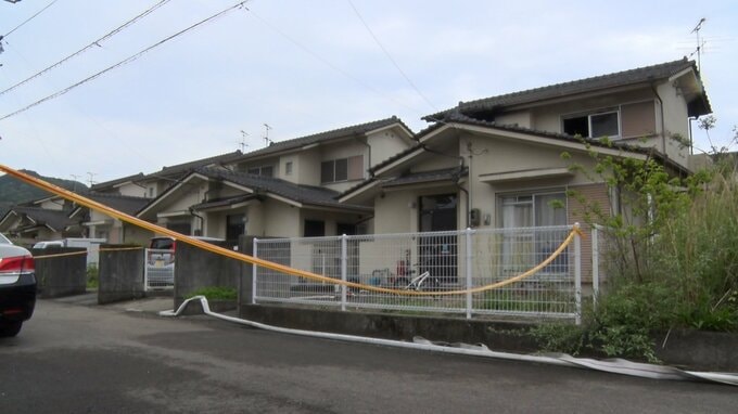 須崎市で公的改良住宅の2階部分を焼く火事　住民の女性が意識不明の状態で救急搬送【高知】　|　高知のニュース・天気｜KUTV NEWS | KUTVテレビ高知