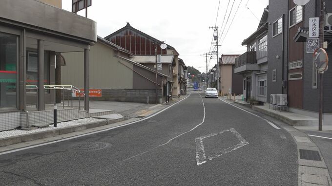 1車線の県道で81歳男性が車にはねられ死亡 石川・能登町　|　石川県のニュース｜MRO北陸放送