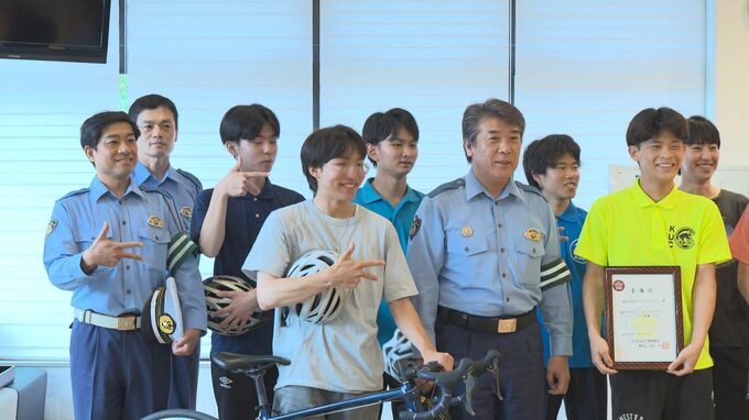 自転車“ヘルメットの着用徹底”  独自の交通安全資料作成も 金大生サイクリングクラブに「金沢中CSユナイテッド」委嘱|TBS NEWS DIG