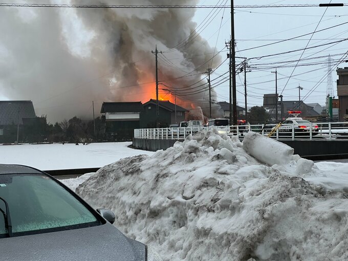 【続報】住民の90代女性と連絡とれず　南砺市の住宅火災、約3時間半後に鎮火　富山　|　富山のニュース｜天気・防災｜チューリップテレビ
