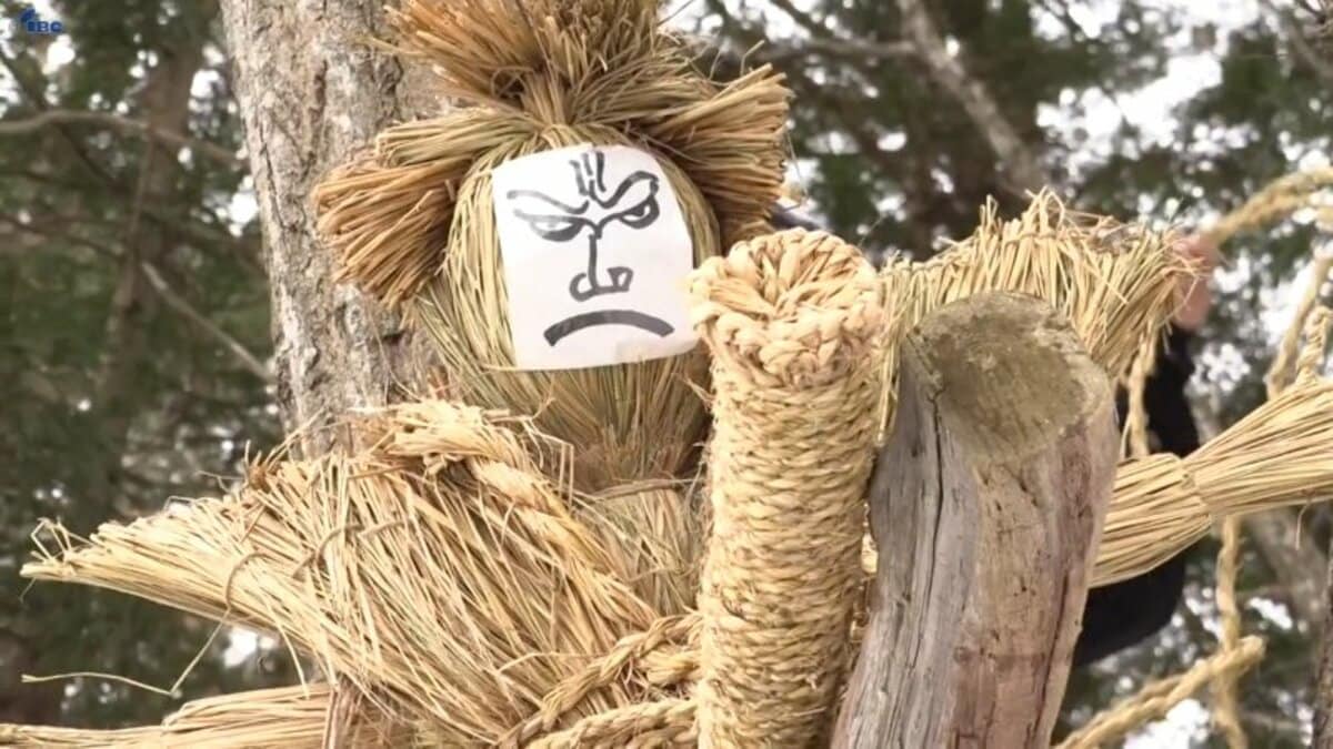 道中は決して振り返ってはならない・・・」 “わら人形”に疫病神を