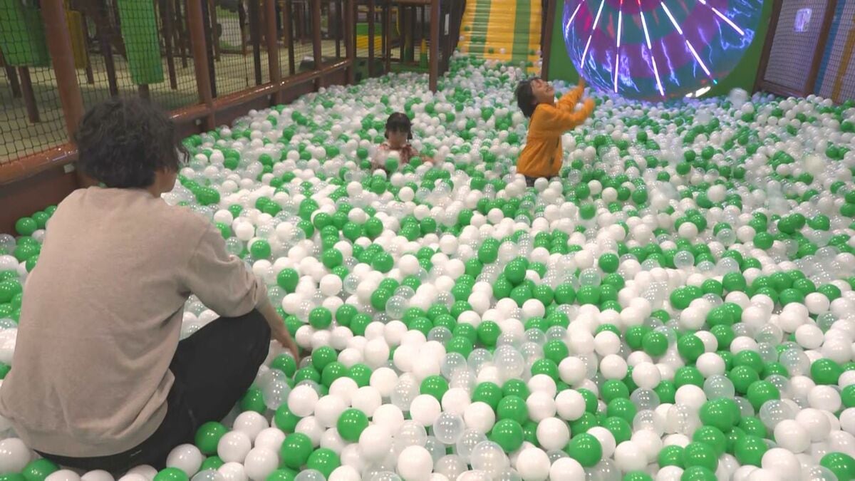 白樺高原の遊園地 雨の日でも楽しめる「インドアパーク」がオープン
