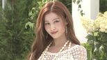 【 TWICE・SANA 】　「手編みのニットがポイント」　白のニットワンピで登場　行きたいリゾート地は「ハンプトンズ」|TBS NEWS DIG