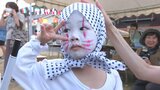 「姫島盆踊り」クライマックスの子ギツネの舞 化粧をした子どもたちに盛んな拍手 大分 | 大分のニュース|OBS NEWS|大分放送