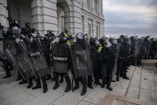 米議事堂襲撃で対応の警官らが提訴、トランプ政権の基金差し止め求め| TBS CROSS DIG with Bloomberg