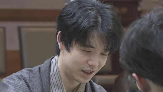 王位戦七番勝負第1局　伊藤匠二冠に藤井聡太六冠敗れる|TBS NEWS DIG