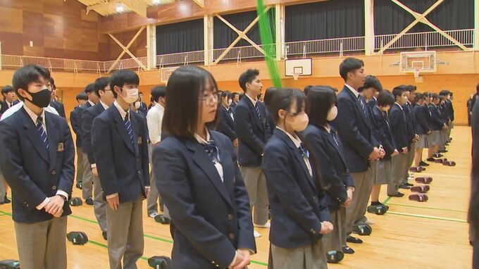 一足早く冬休みへ…鳥取県内トップを切って終業式　鳥取県岩美町|TBS NEWS DIG