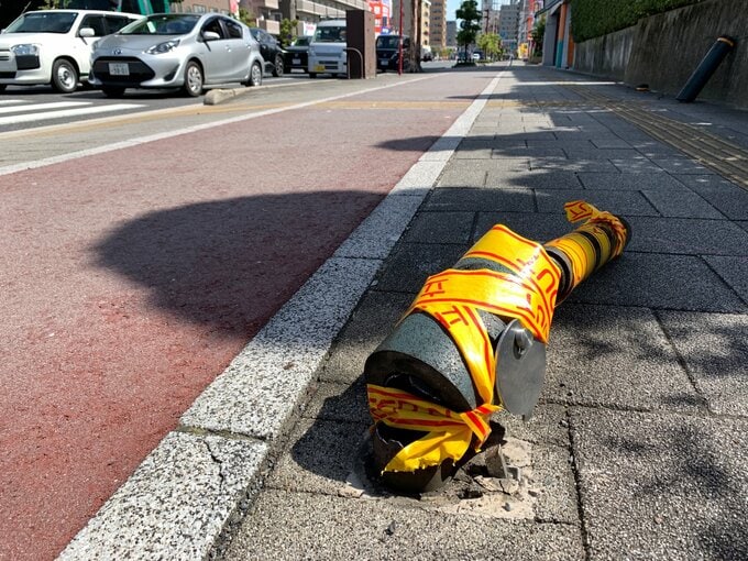 歩道を約150m走行して信号柱に衝突　軽乗用車運転の男性（79）が死亡　広島　|　RCC NEWS | 広島ニュース | RCC中国放送