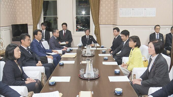衆議院予算委員会　安倍派の元会計責任者の参考人招致めぐり与野党折り合わず　新年度予算案の審議日程に早くも遅れ