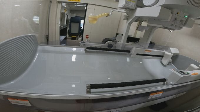 最新鋭の胃がん健診車が岩手に導入　階段の段差を軽減、手すりつけて高齢者に配慮　効率的な検査実現へ|TBS NEWS DIG