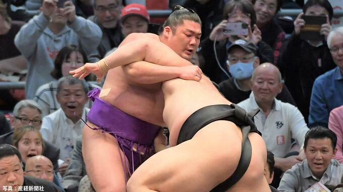 尊富士が新入幕Vお預けも緊急事態...朝乃山との取組後花道では車いす→右足負傷で病院へ　大の里が3敗死守|TBS NEWS DIG