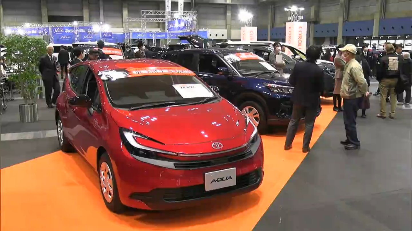 魅力的な車を見て比べて 「オールトヨタ＆ダイハツ新春FANフェスタ