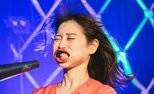 【 FRUITS ZIPPER・月足天音 】　" 笑撃 "ショットにファン反響　「まじでめちゃ笑った笑笑」「バカおもろいねんけどwww」「歯並び綺麗すぎる」|TBS NEWS DIG