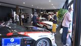 トヨタのスポーツカーブランド店が岩手初上陸 地元出身プロドライバー佐々木雅弘さん監修で紫波町にオープン|TBS NEWS DIG