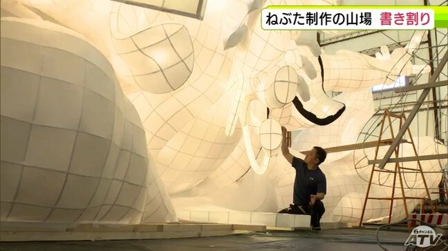 「青森ねぶた祭」の開幕まで2か月切り制作も山場 出来栄え左右する「書き割り作業」進む デビュー14年目のねぶた師・立田龍宝さん「『ザ・ねぶた』というのを作りたい」2026年は“1人ねぶた”に挑戦|TBS NEWS DIG