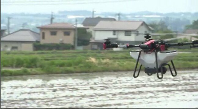 ドローン使って田んぼに種もみをまいてコメ栽培…直接種もみをまく「直播栽培」苗作りと田植え作業なくすことで「省力化」や「低コスト化」長野・安曇野市で実証実験|TBS NEWS DIG