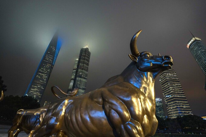 中国株ラリー、個人投資家呼び込む－国産ＡＩ期待で株式投信人気
