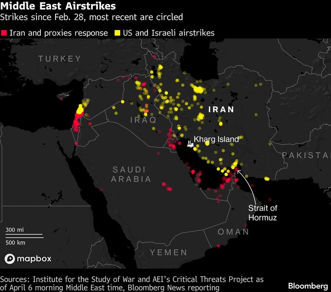トランプ氏の新たなホルムズ海峡再開期限迫る、瀬戸際の合意模索