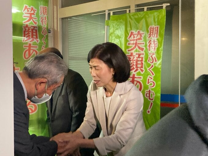 十和田市長選挙は櫻田百合子氏（57）が当選「うれしい、その一言」「厳しい選挙戦というのはわかっていた」５人の候補による選挙戦を制す　　投票率は50．82％で前回４年前を大きく上回る　青森県【午後11時35分更新】|TBS NEWS DIG