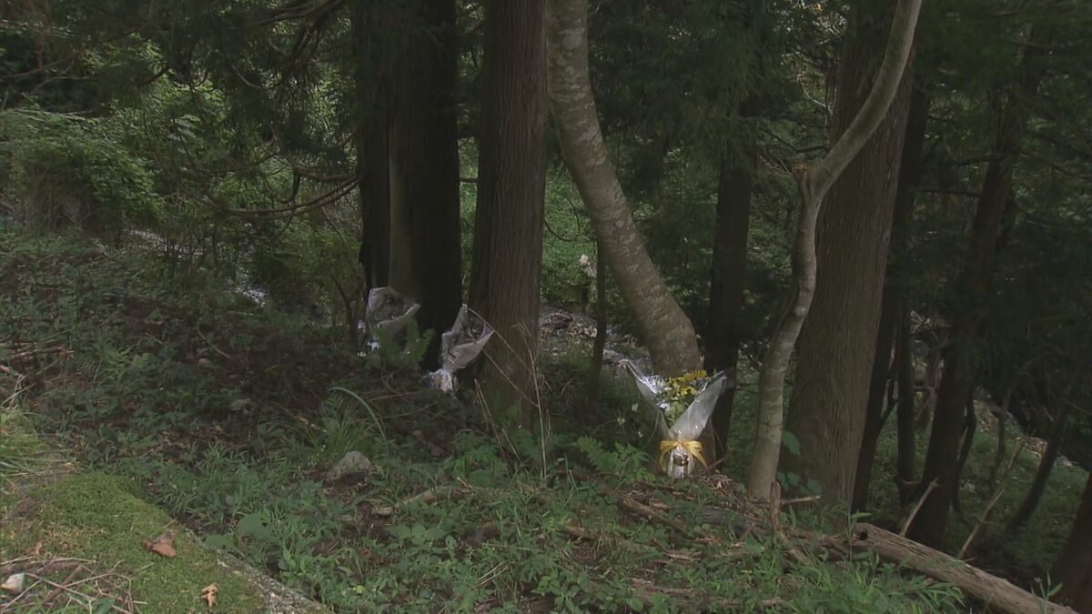 プール監視員 女子 