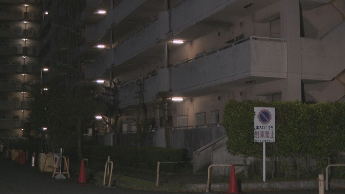 県営住宅から意識のない状態で病院に搬送された男性死亡 80代くらいで全身にあざ 警察が事件性の有無も含め調べる 愛知県警南署