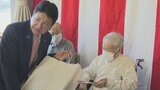 最高齢は109歳　甲府市の樋口市長が高齢者施設を訪問　入所者の長寿を祝福|TBS NEWS DIG