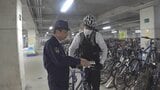 イヤホン装着5000円など　自転車の交通違反に反則金　制度を周知する街頭活動　JR甲府駅前|TBS NEWS DIG