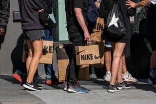 ナイキ株下落、経営陣が慎重な見方－売上高と利益は予想上回る| TBS CROSS DIG with Bloomberg