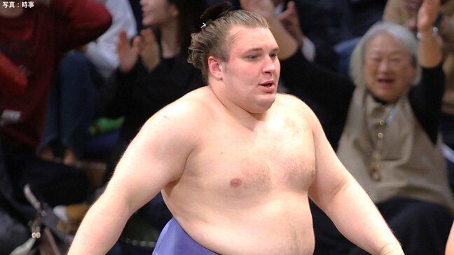安青錦が新大関で10勝目、熱海富士との2敗対決制し単独トップに ！ 3敗勢は霧島、朝乃山ら6人【大相撲初場所】|TBS NEWS DIG