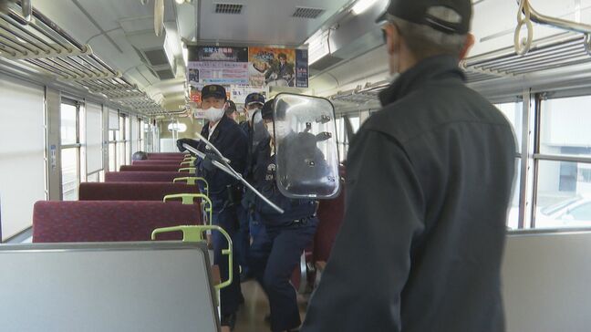 「バカにしやがって…駅員を呼べ」列車内に刃物男 JRや警察、消防が連携しての対応訓練 山口・周南市|TBS NEWS DIG