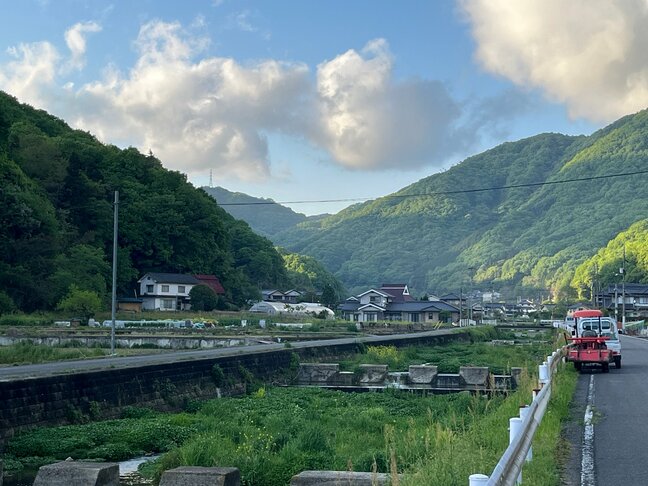 広島県福山市でクマのような動物の目撃情報相次ぐ 注意喚起の看板を設置 「出没地付近では注意を」|TBS NEWS DIG