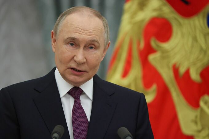 プーチン氏の「火遊び」をトランプ氏が非難－制裁強化の行方に注目