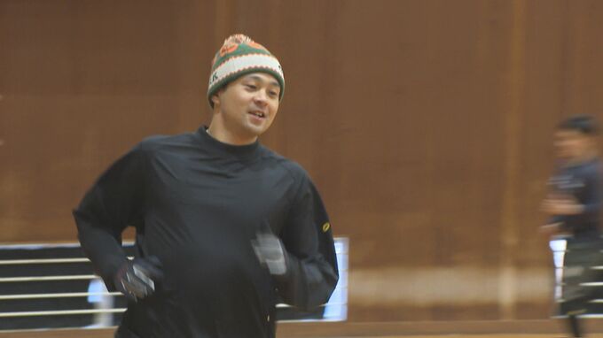 プロ野球・川瀬兄弟「幸先良いのか…」　自主トレ開始もグラウンド一面に雪　|　大分のニュース｜OBS NEWS｜大分放送