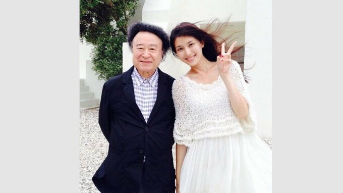 【橋本マナミ】「激写」篠山紀信さんに追悼の言葉「今まで見たことのない私を引き出してくださいました」|TBS NEWS DIG