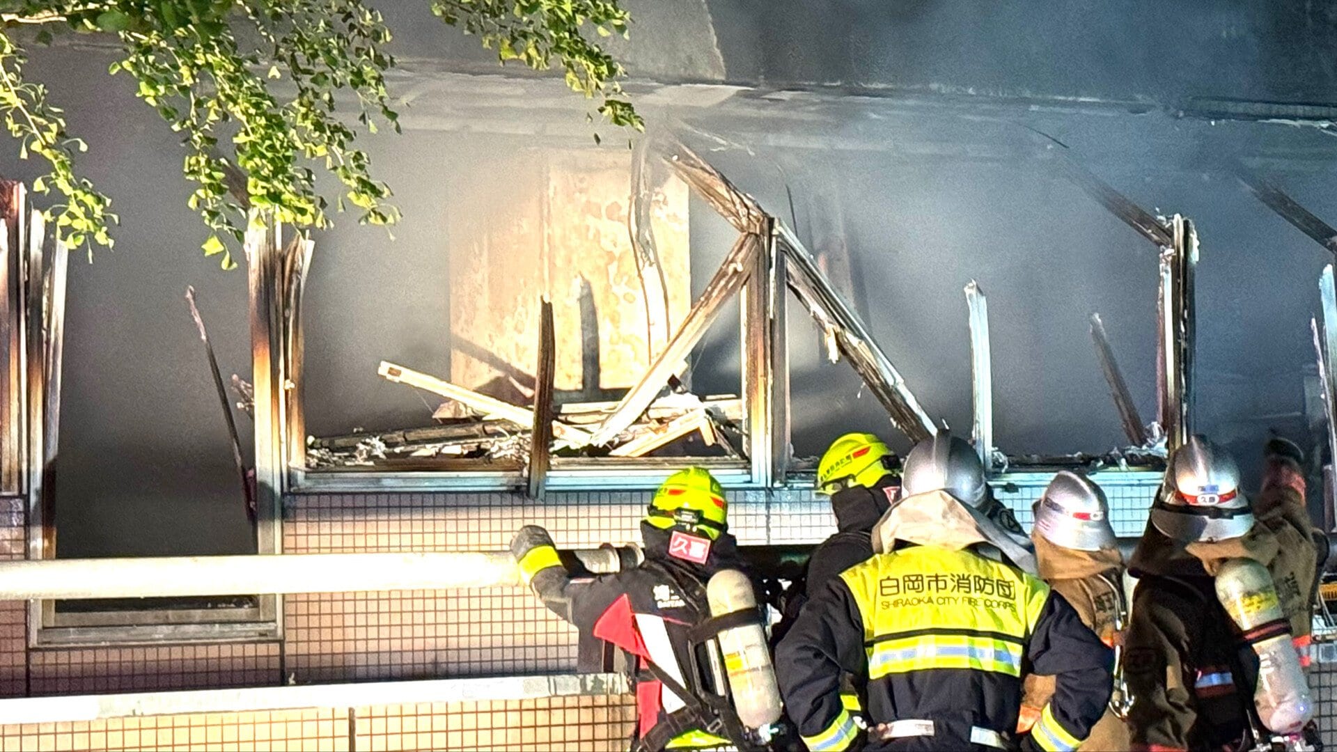 埼玉・白岡市役所で火事 約5時間後に鎮圧も1F部分550平方メートルが