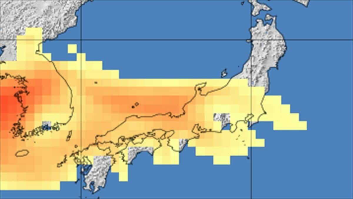 【黄砂情報】黄砂が九州北部、中国地方、四国の北部、近畿、東海、北陸、関東、東北の南部の周辺に　16日から18日かけ黄砂の帯が南下か　【気象庁・黄砂解析予測図】