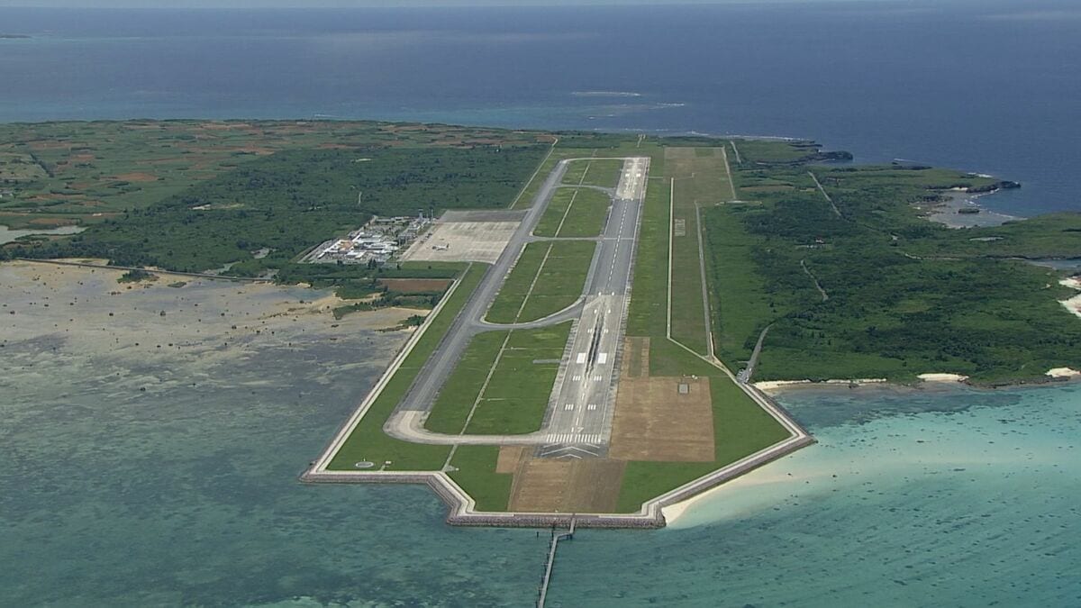 沖縄の離島、12空港の利用者が過去最多　石垣・宮古のターミナル拡張へ