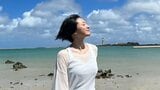 【 広末涼子 】　沖縄での “夏休み家族旅行” ショット公開　青空バックの姿にファン感銘「ビーチボーイズ思い出す」|TBS NEWS DIG