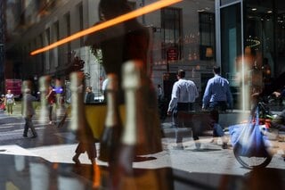ウォール街の銀行、ボーナス大幅増の見通し－市場変動が追い風に| TBS CROSS DIG with Bloomberg