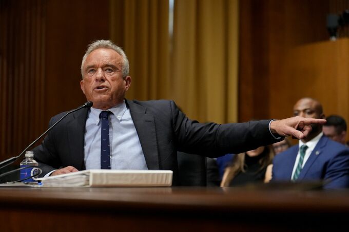 ケネディ米厚生長官を与野党追及、ワクチン政策巡り応酬－上院公聴会