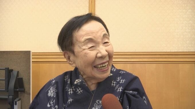 101歳の語り部 鳥取の民話を語り続けて30年以上 ひ孫と一緒の舞台にも|TBS NEWS DIG